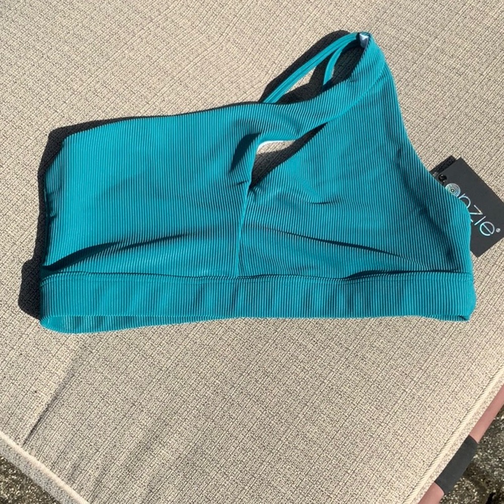 ONZIE SUTRA ONE SHOULDER RIBBED BRA, TEAL, SIZE LARGE, NEW WITH TAGS